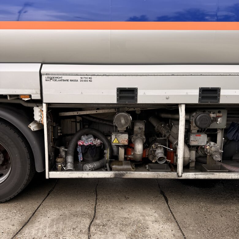 DAF  75.250, Fuel Tankwagen - Image 6