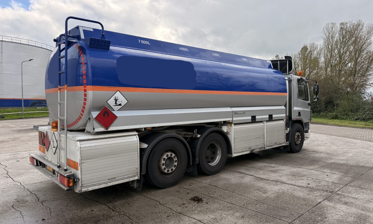 DAF  75.250, Fuel Tankwagen - Image 2