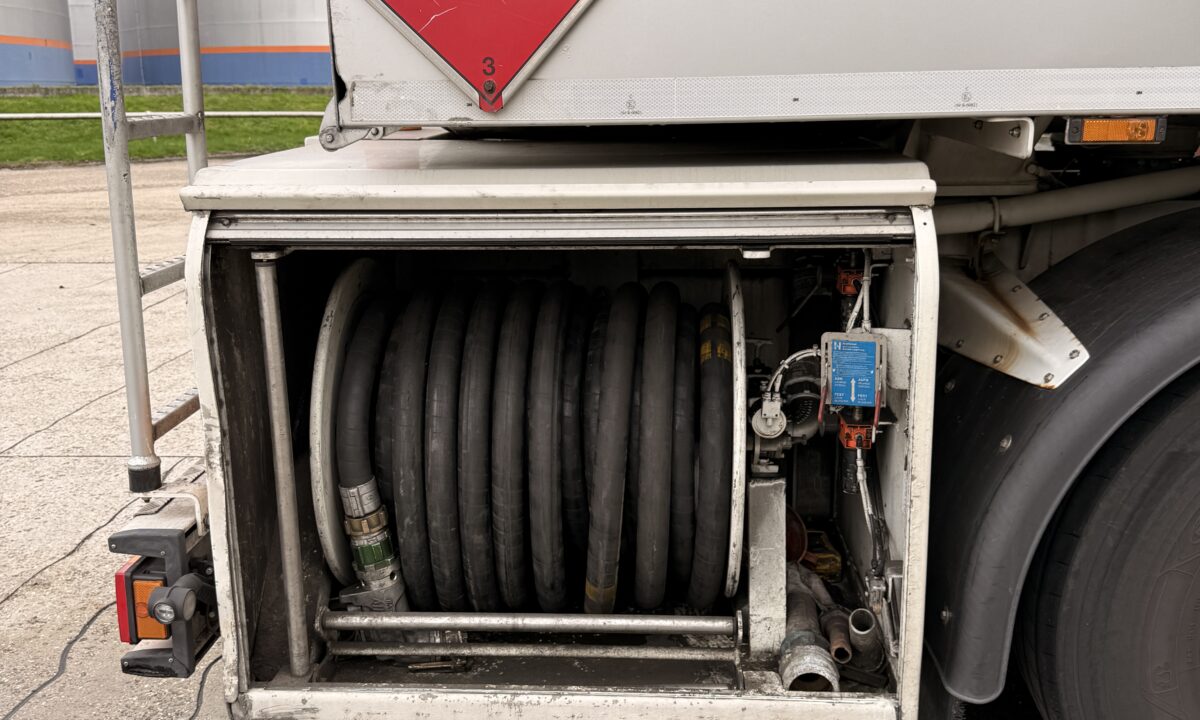 DAF  75.250, Fuel Tankwagen - Image 4