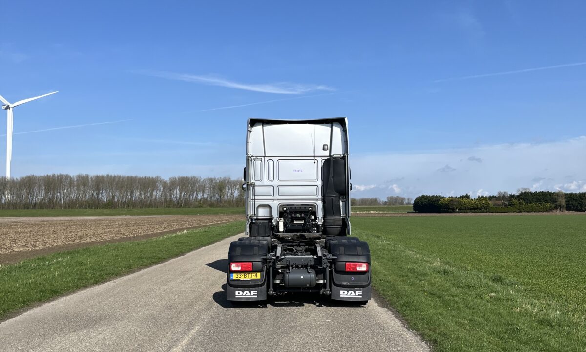 DAF  XF530 6x4 with only 11.000KM ! - Image 3