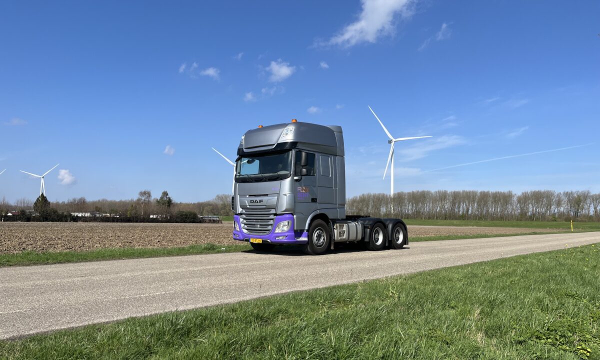 DAF  XF530 6x4 with only 11.000KM ! - Image 7