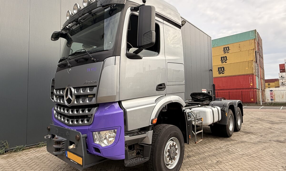 Mercedes Arocs 3352 180t 6x6 - Image 7