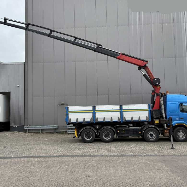 Volvo FMX540 8X4 3-side cable-system/tipper with Palfinger PK34000-SH E - Image 7