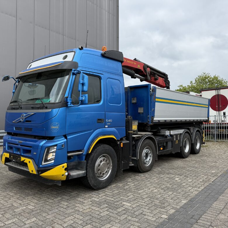 Volvo FMX540 8X4 3-side cable-system/tipper with Palfinger PK34000-SH E - Image 5