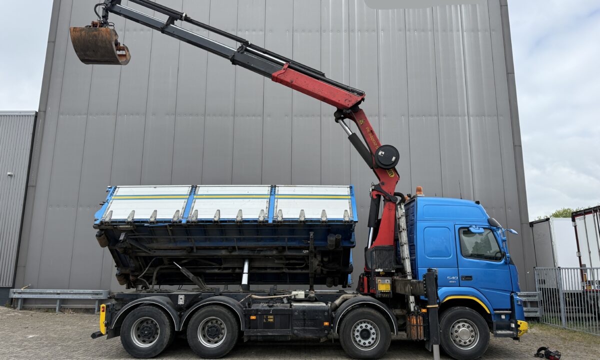 Volvo FMX540 8X4 3-side cable-system/tipper with Palfinger PK34000-SH E - Image 9