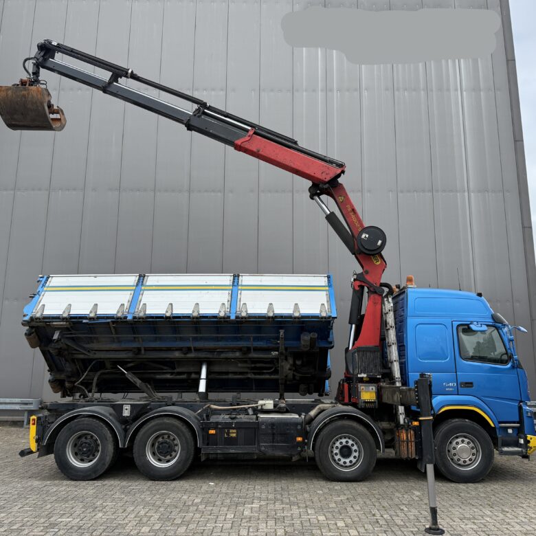 Volvo FMX540 8X4 3-side cable-system/tipper with Palfinger PK34000-SH E - Image 9