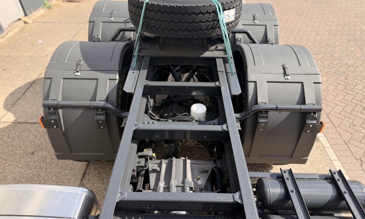 Iveco New and Unused Iveco T-Way 470 - 6x6 - Euro 3 - Image 11