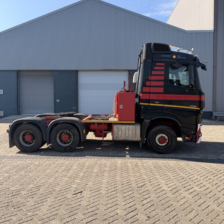 Mercedes Arocs 3358 S 6x4 - 180t Heavy transport - Image 6
