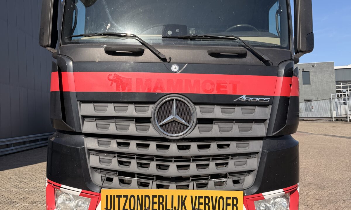 Mercedes Arocs 3358 S 6x4 - 180t Heavy transport - Image 5