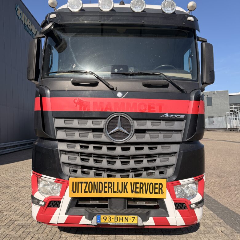 Mercedes Arocs 3358 S 6x4 - 180t Heavy transport - Image 5