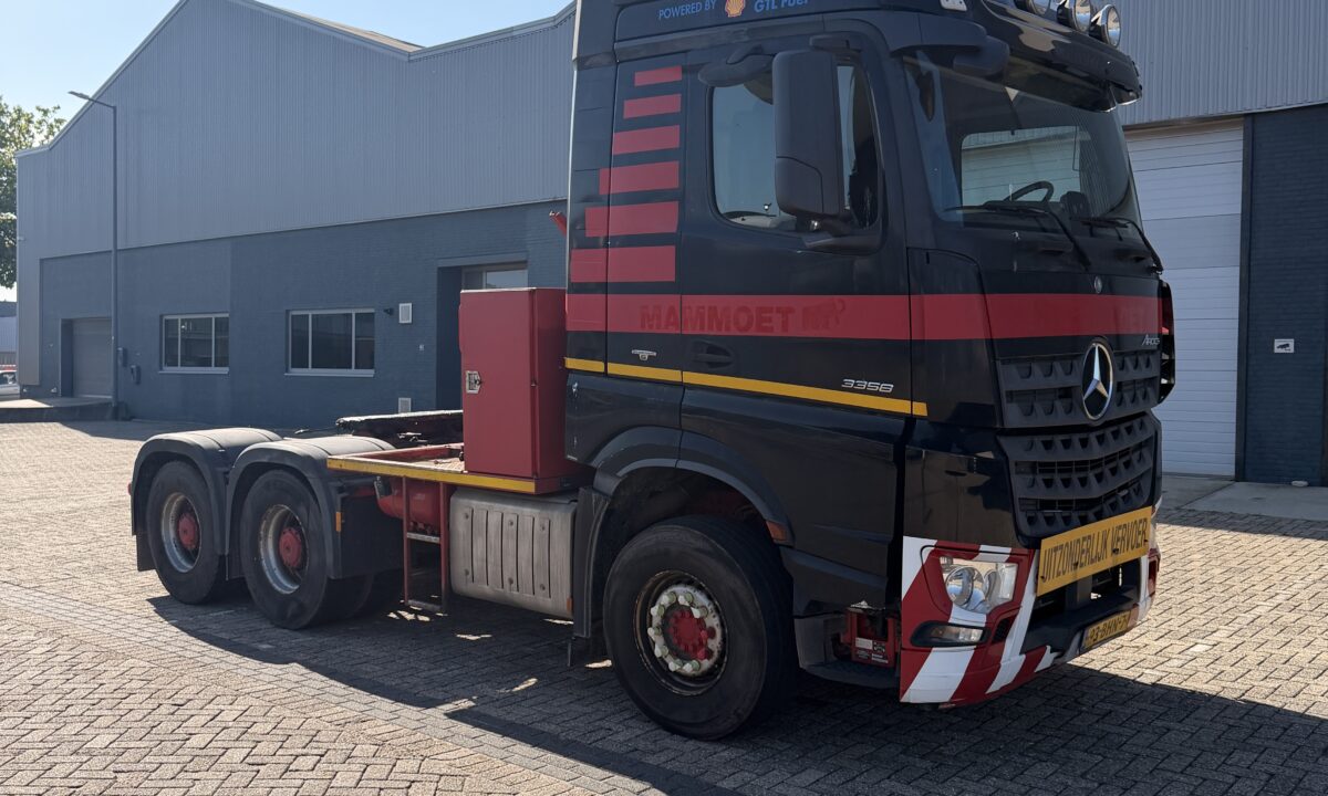 Mercedes Arocs 3358 S 6x4 - 180t Heavy transport - Image 7