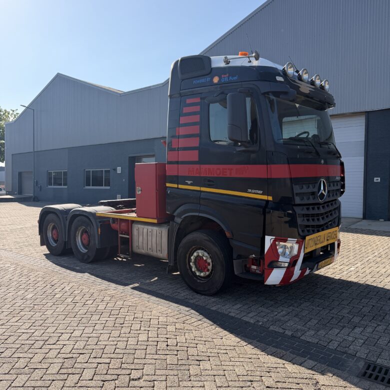 Mercedes Arocs 3358 S 6x4 - 180t Heavy transport - Image 7