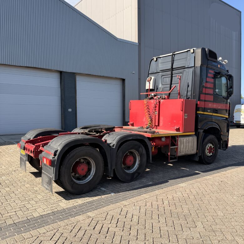 Mercedes Arocs 3358 S 6x4 - 180t Heavy transport - Image 8