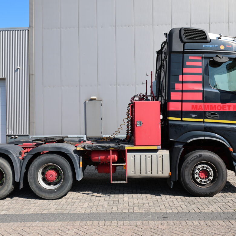Mercedes Arocs 3358 S 6x4 - 180t Heavy transport - Image 8