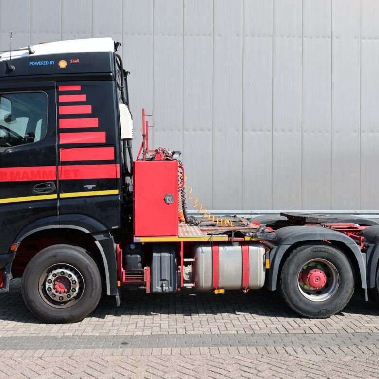 Mercedes Arocs 3358 S 6x4 - 180t Heavy transport - Image 1