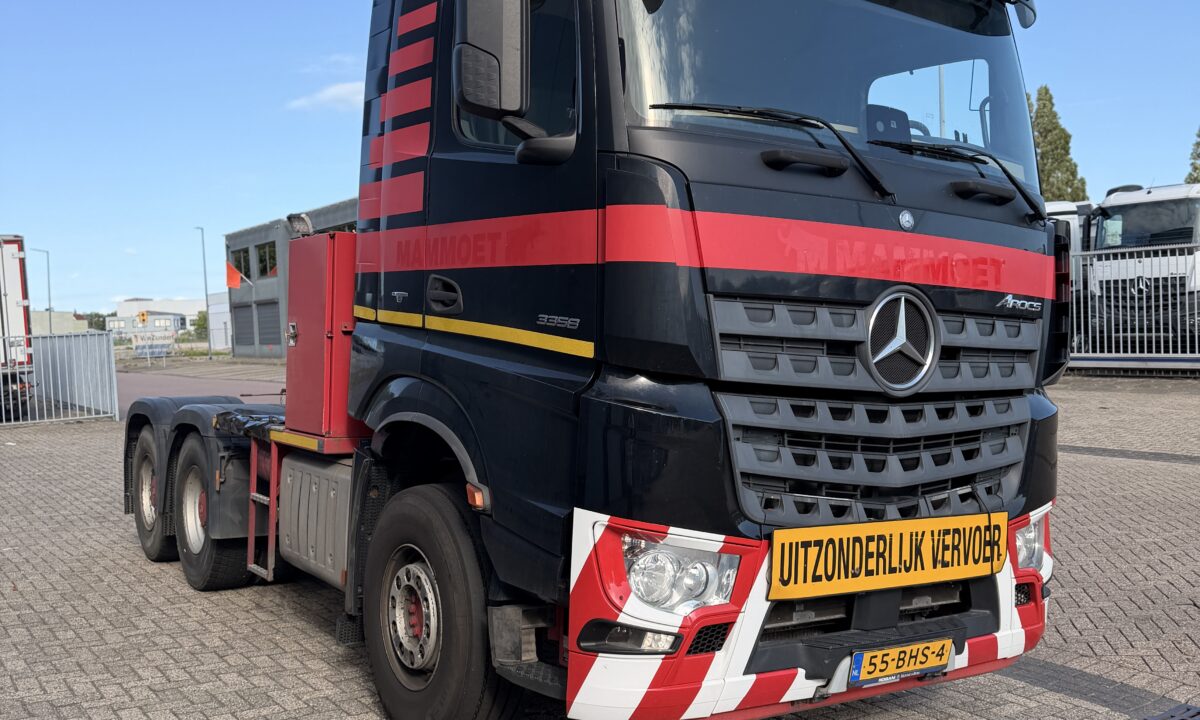 Mercedes Arocs 3358 S 6x4 - 180t Heavy transport - Image 5