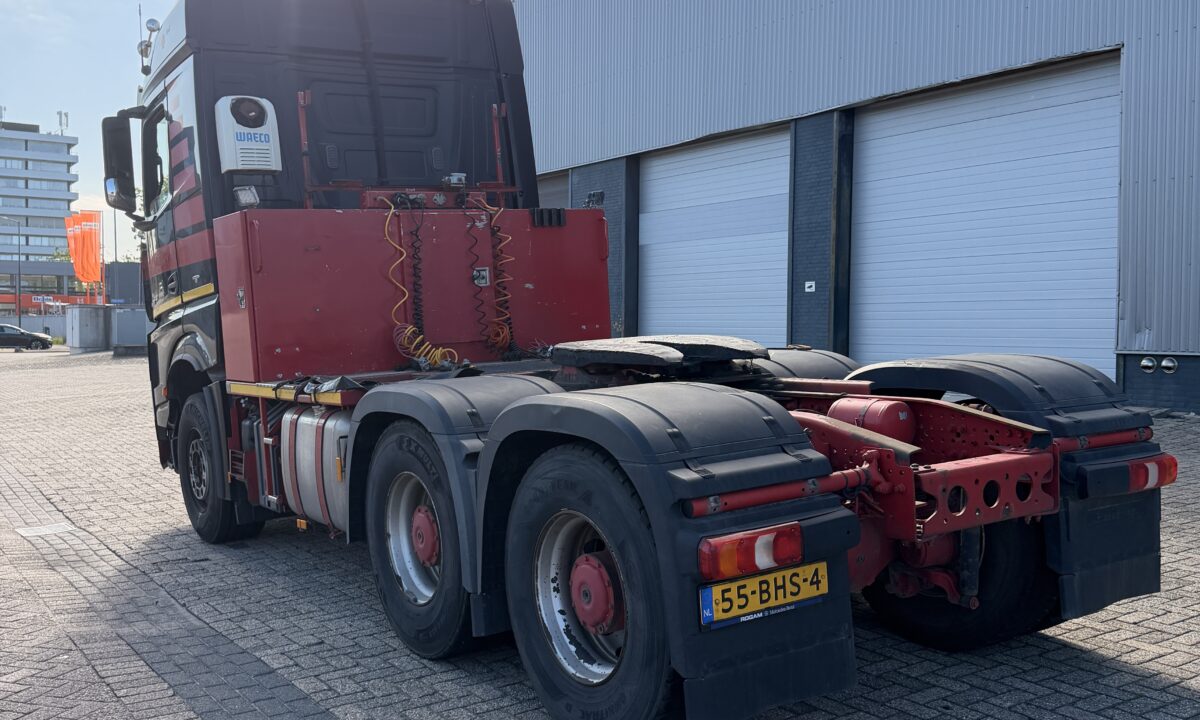 Mercedes Arocs 3358 S 6x4 - 180t Heavy transport - Image 3