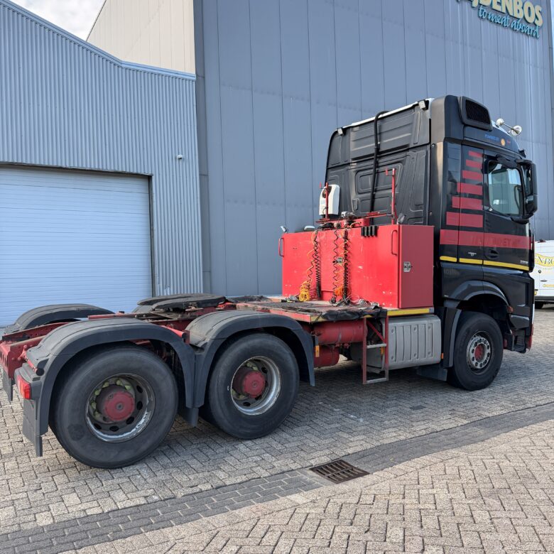 Mercedes Arocs 3358 S 6x4 - 180t Heavy transport - Image 8