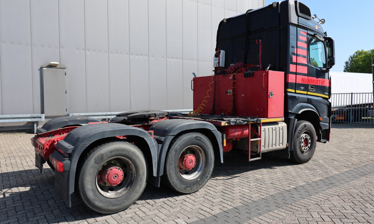 Mercedes Arocs 3358 S 6x4 - 180t Heavy transport - Image 9
