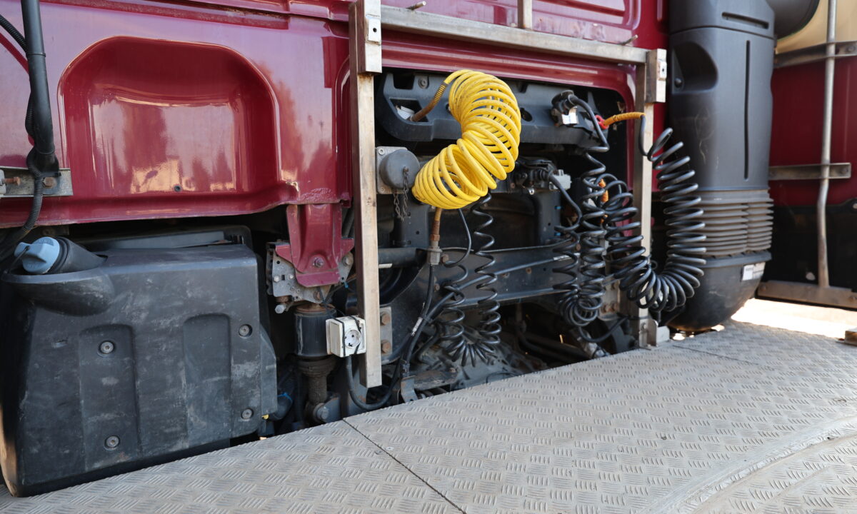 DAF  XF460, 6x2. Manual Gearbox - Image 10