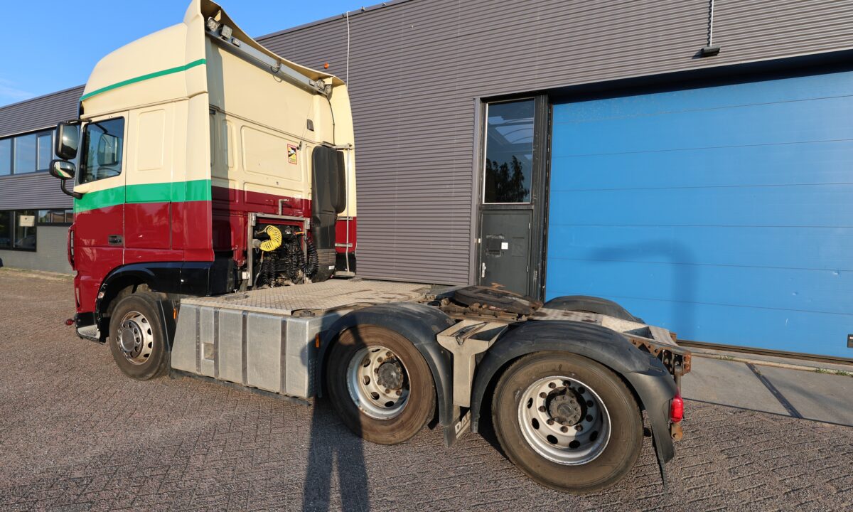 DAF  XF460, 6x2. Manual Gearbox - Image 3